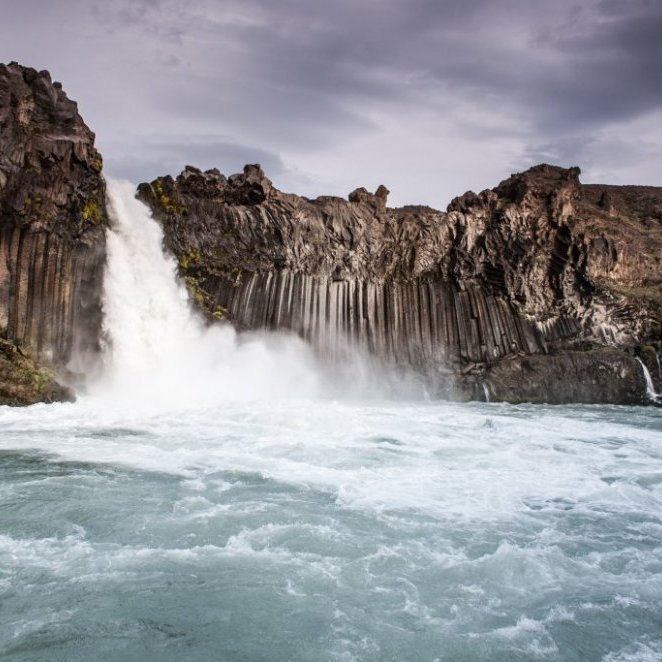 aldeyjarfoss-in-north-iceland