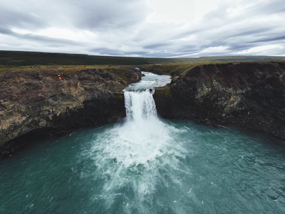 Explore the waterfalls in North Iceland