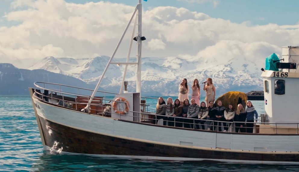 Singing and Sailing in Húsavík, North Iceland.