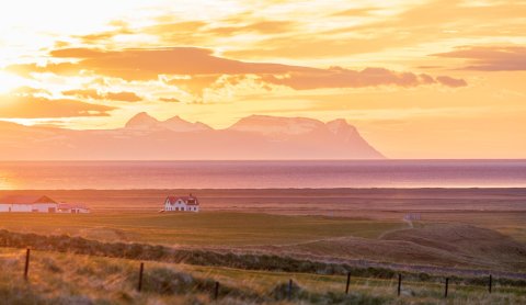 Midnight Sun in Ásbyrgi 